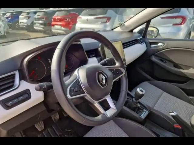 Renault Clio 1.0 tce 90ch evolution — photo 7