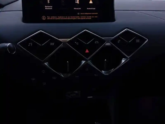 Ds Ds 3 crossback puretech 100 s&amp;s bvm6 — photo 27