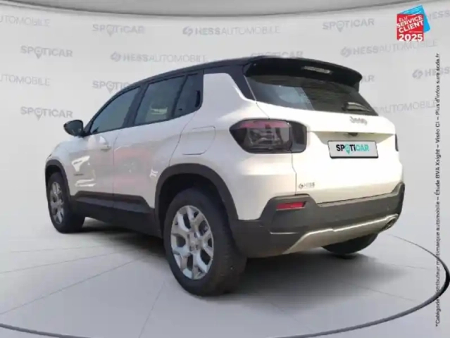 Jeep Avenger 1.2 turbo t3 100ch altitude — photo 8