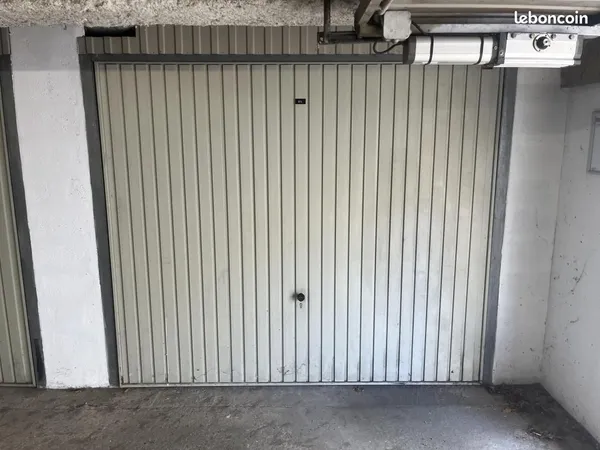 Garage/box 17 m² Metz