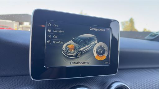 Mercedes Classe A 220 184 4Matic 7G-DCT - Whiteart Edition – 2016 – 93775 km – Essence – Boîte Automatique — photo 4