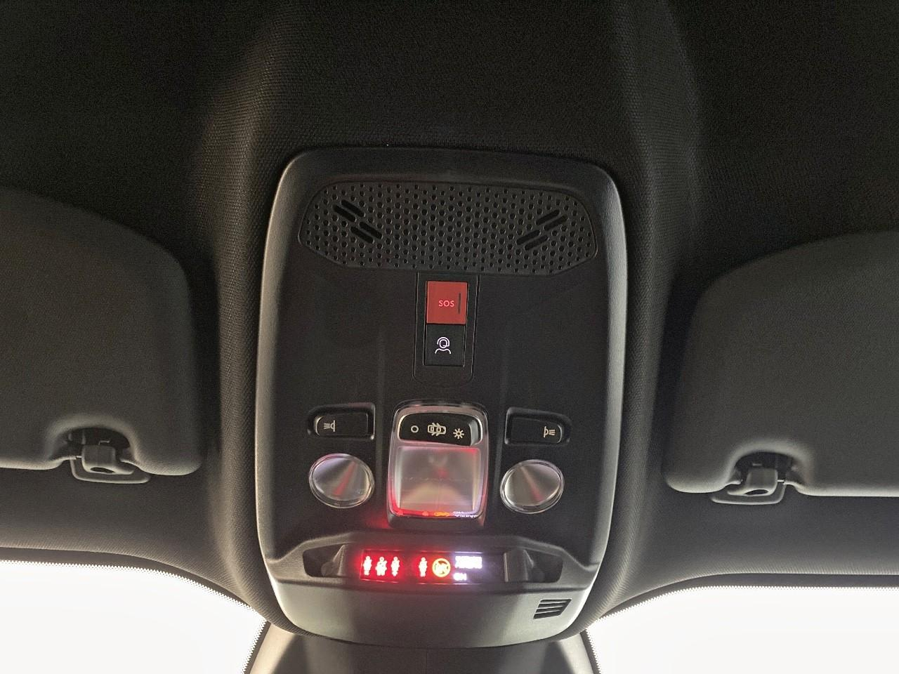 Peugeot 2008 hybrid 145 ch e-dcs6 allure — photo 19