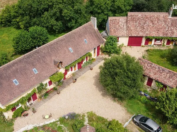 Maison de caractère et havre de paix en lisière de la forêt de Bercé