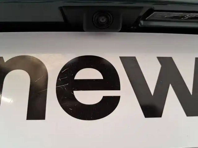 Dacia Sandero eco-g 100 — photo 13