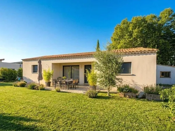 Maison de plain-pied 4 pièces 90 m²