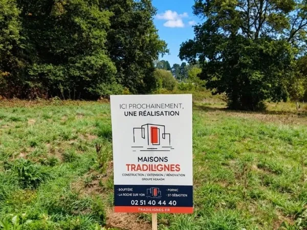 Terrain 692 m²