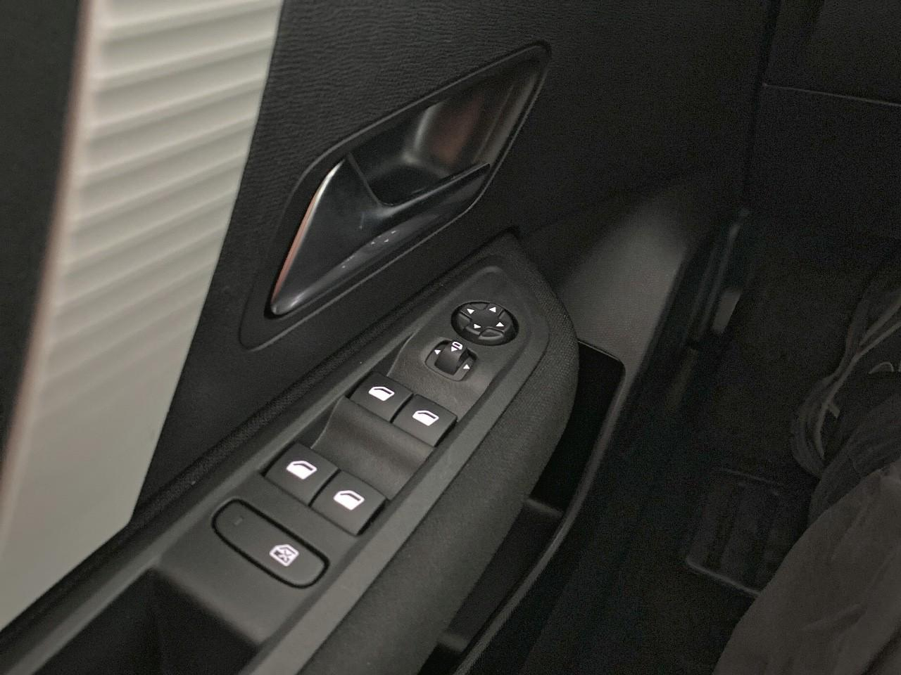 Citroën C4 hybride 136 e-dcs6 plus — photo 20