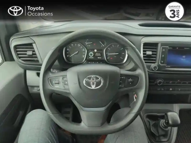 Toyota Proace medium 115 d-4d dynamic — photo 9