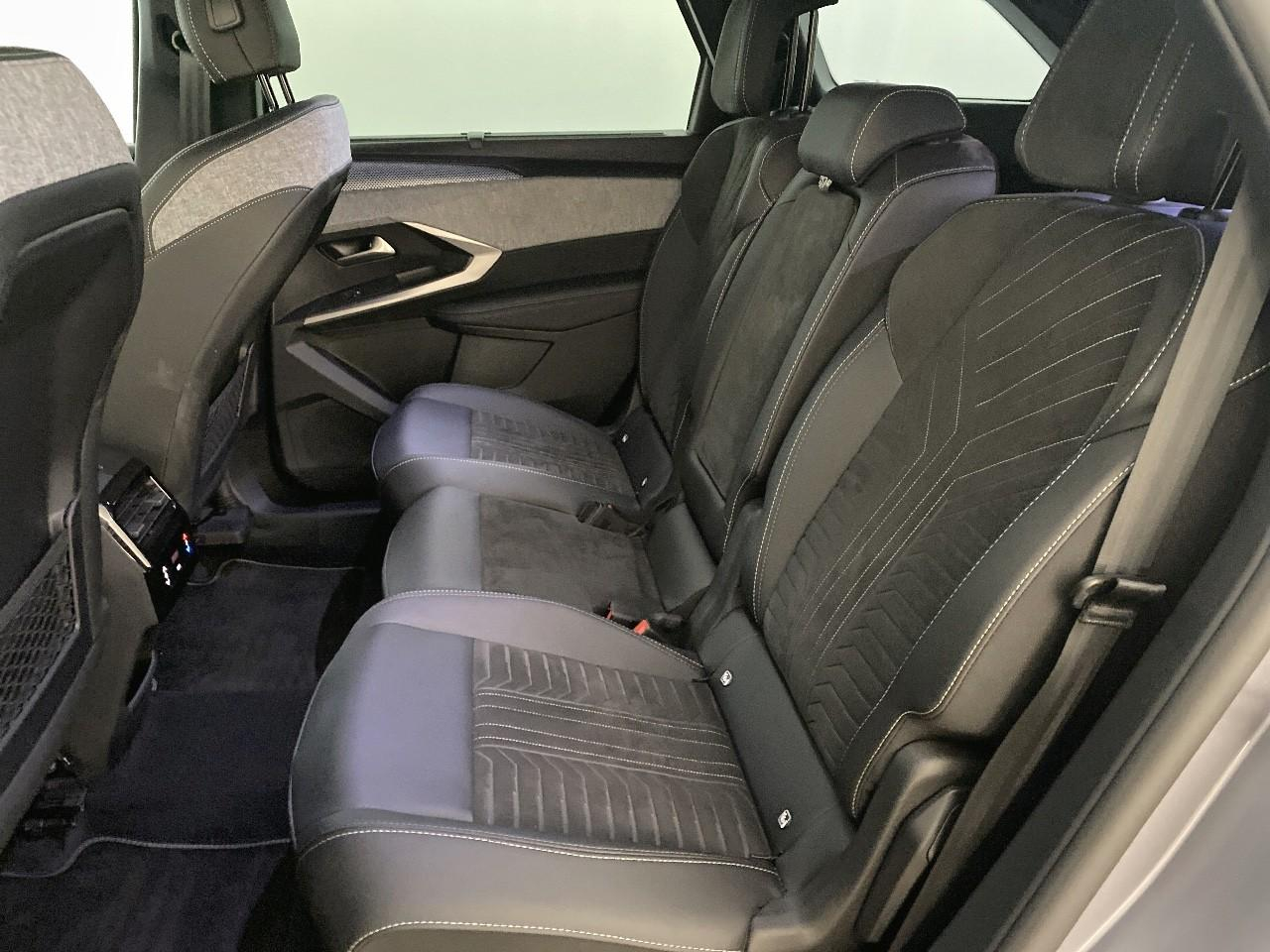 Peugeot 5008 hybrid 145 ch e-dcs6 gt — photo 10
