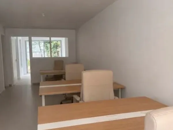 Bureaux neufs - 8 postes - jardin - bordeaux Chaban Delmas