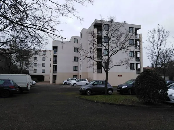 Bordeaux : studio meublé 20 m2 rapport 6,94 %