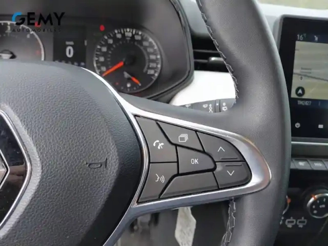 Renault Clio blue dci 100 — photo 83