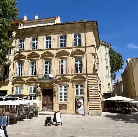 Hôtel particulier 8 pièces 152 m²