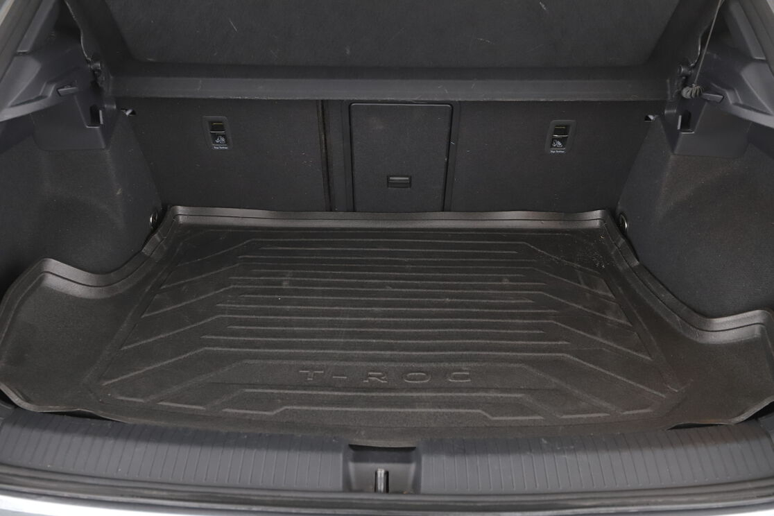 Volkswagen T-Roc 1.5 TSI EVO R-Line DSG7 — photo 16
