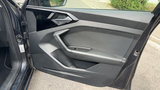 Audi A1 Sportback 25 TFSI 95 - . – 2019 – 122572 km – Essence – Boîte Manuelle — photo 36