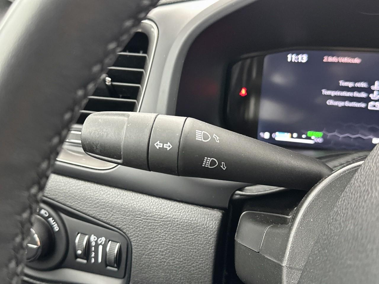 Jeep Renegade 1.5 turbo t4 130 ch bvr7 e-hybrid summit — photo 17