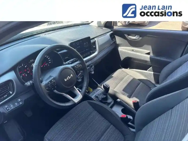 Kia Stonic 1.0 t-gdi 100 ch bvm6 — photo 11