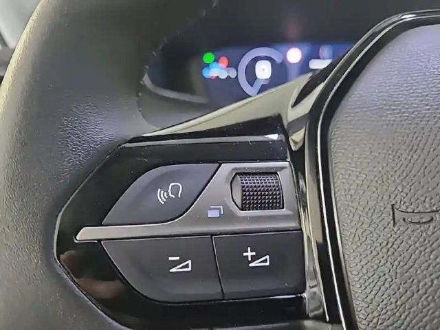 Peugeot 208 100 s&amp;s bvm6 — photo 29