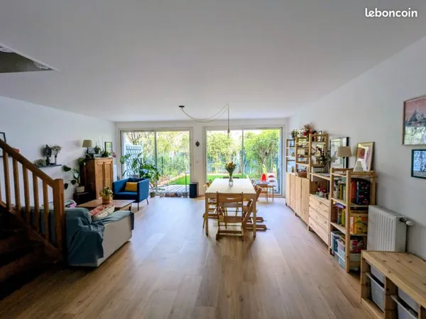 Maison 4 pièces - 95 m² - Jardin, cave et garage