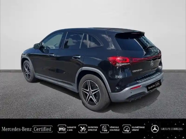 Mercedes Eqa 250+ 190ch amg line — photo 3
