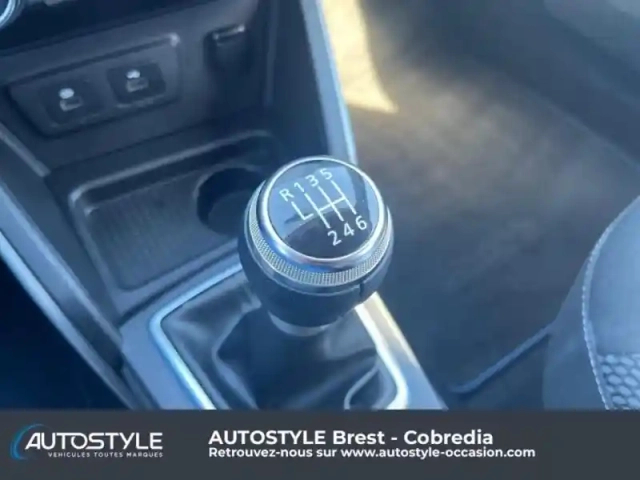Dacia Duster 1.0 eco-g 100ch prestige 4x2 — photo 36