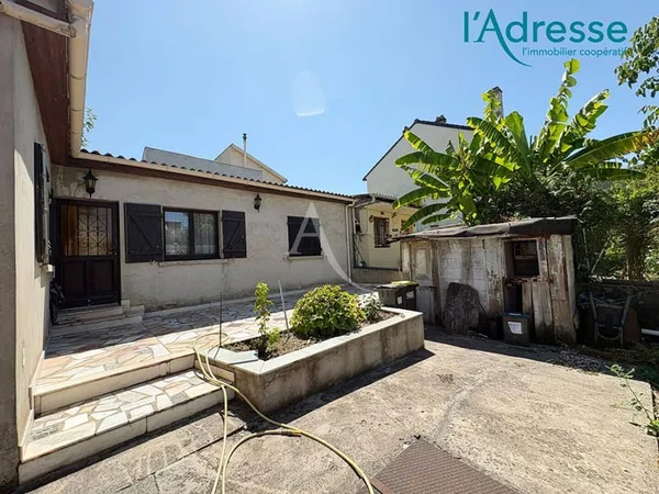 Terrain 430 m²