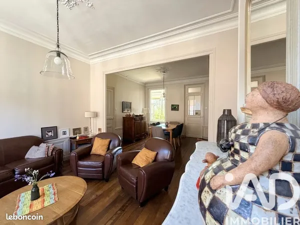 Maison de ville 8 pièces 175 m²