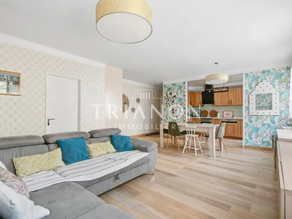 Un cadre privilégié pour ce bel appartement de 5 pièces et 81m²