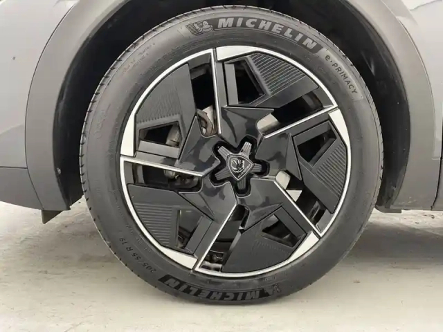 Peugeot 408 puretech 130 ch s&amp;s eat8 — photo 19