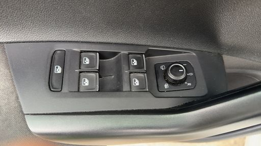 Volkswagen Polo 1.0 TSI 95 DSG7 - Confortline – 2018 – 125227 km – Essence – Boîte Automatique — photo 27
