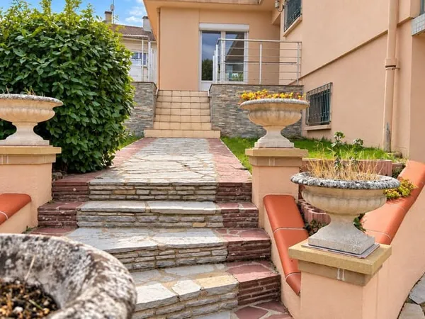 Maison 5 pièces 126 m²