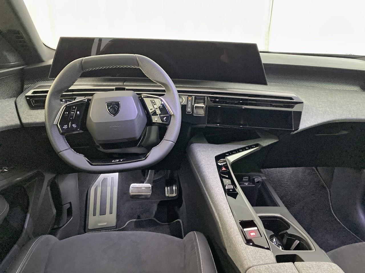 Peugeot 5008 hybrid 145 ch e-dcs6 gt — photo 8