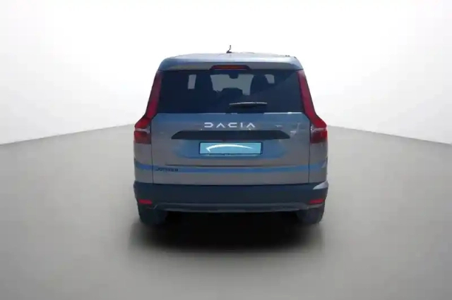 Dacia Jogger tce 110 7 places — photo 5