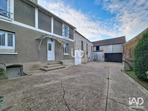 Maison 5 pièces 300 m²