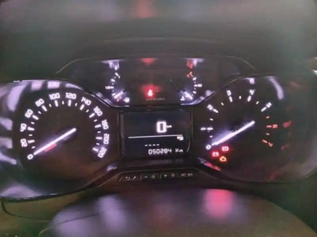 Citroën C3 1.5 bluehdi 100ch s&amp;s plus — photo 11