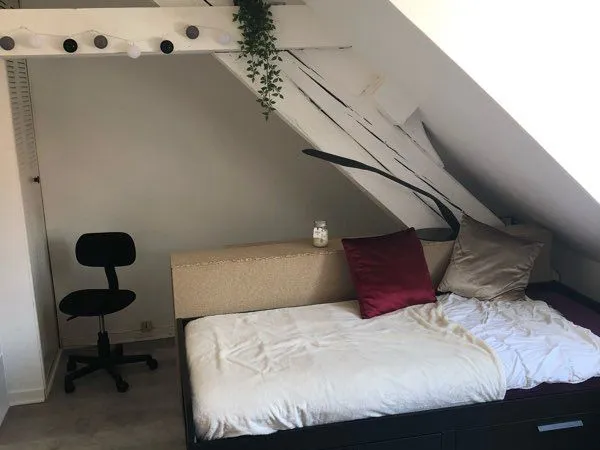 Studio Besançon boucle