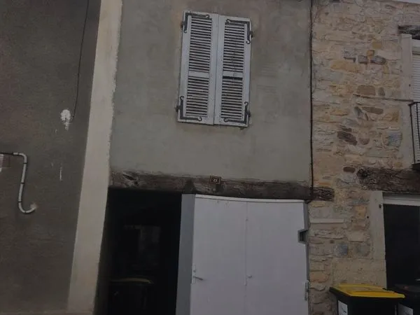 Vend maison de village a renovee