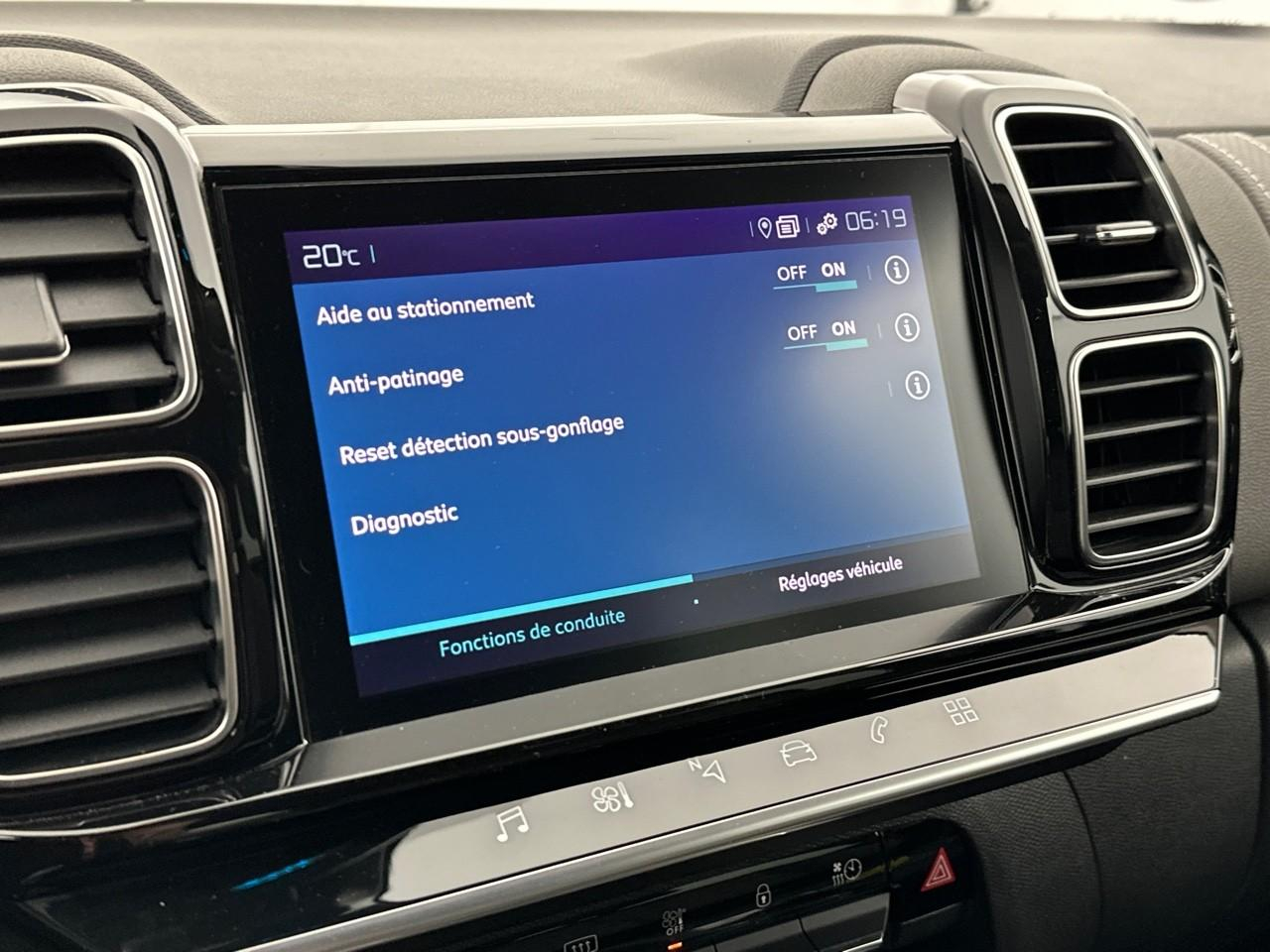 Citroën C5 Aircross hybride rechargeable 225 s&s e-eat8 c-series — photo 23