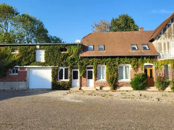 Maison 10 pièces 250 m²