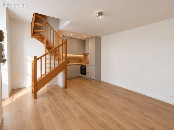 Duplex a louer orleans hyper centre rue d'escures