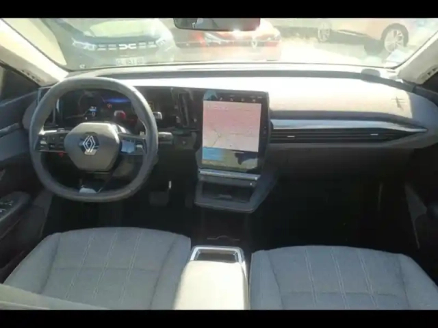 Renault Megane e-tech electric ev60 130ch evolution er super charge -b — photo 11