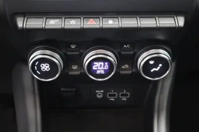 Renault Captur tce 100 — photo 23