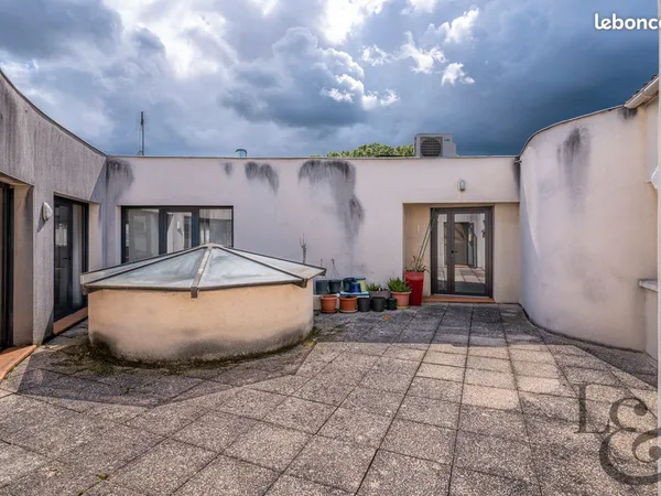 Appartement 5 pièces 165 m²