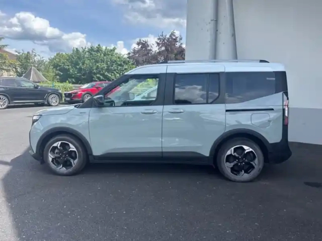 Ford Tourneo courier 136ch 46kwh active — photo 24