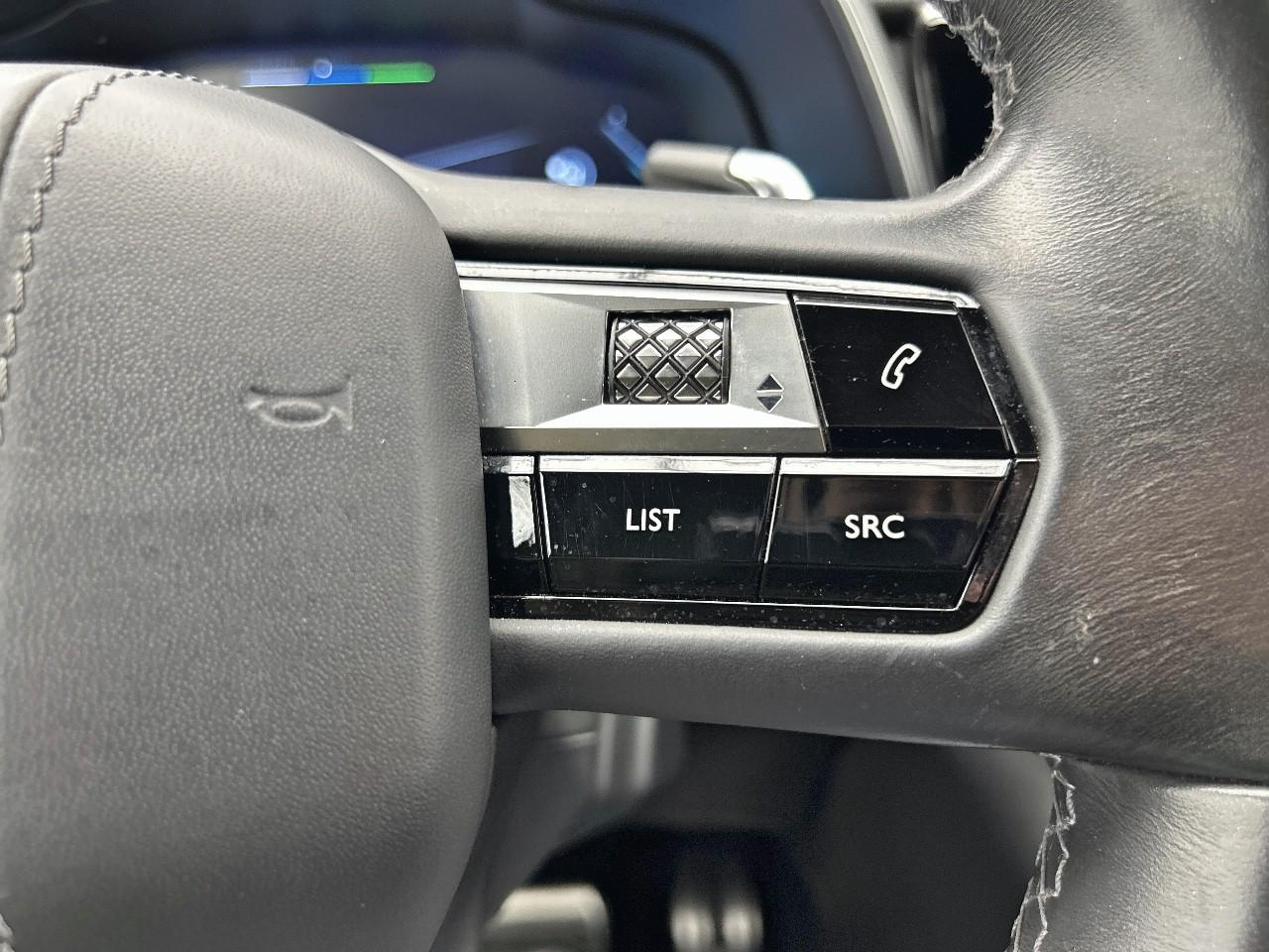 Ds Ds 7 crossback crossback hybride e-tense 300 eat8 4x4 louvre — photo 25