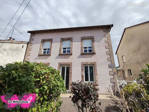 Bien immobilier de rendement Vente Raddon-et-Chapendu   220000€