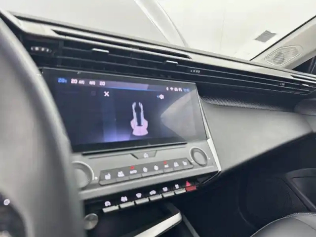 Peugeot 308 bluehdi 130ch s&amp;s bvm6 — photo 24