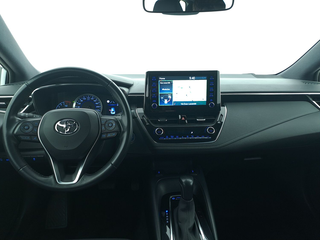 Toyota Corolla Touring Sports — photo 12