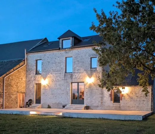 Maison de caractère 162 m² + potentiel 50 m² - vue panoramique - terrain 3 060 m²
