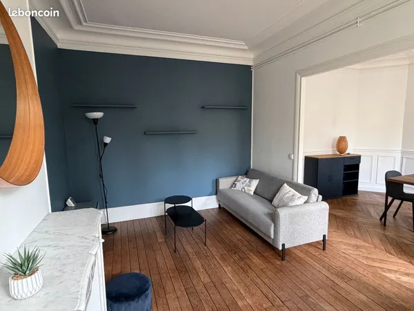 2/3 pieces en meuble